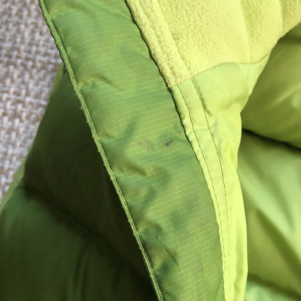 Patagonia Hi Loft Puffer Vest (kids' size S) - Picture 7 of 12